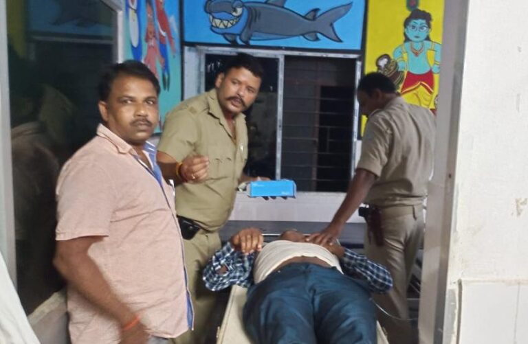 گرڈیہ: انسپکٹر کا کلرک رشوت لیتے ہوئے گرفتار