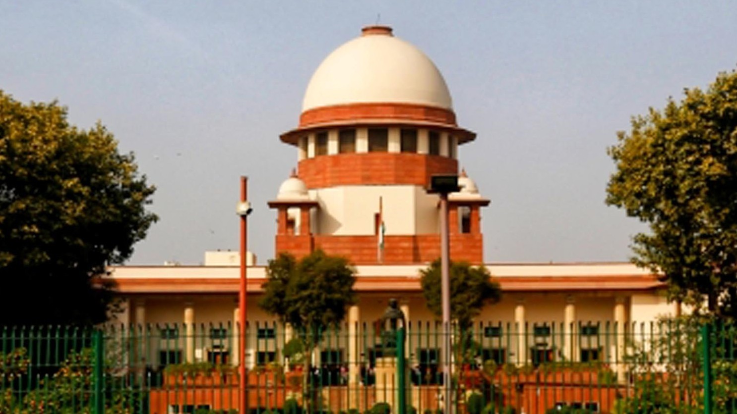 ہماچل پردیش: کانگریس کے باغی اراکین اسمبلی کو لگا ’سپریم‘ جھٹکا، عدالت عظمیٰ کا اسپیکر کے فیصلے پر روک لگانے سے انکار