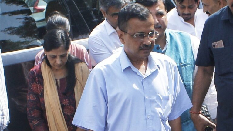 اروند کیجریوال کو سپریم کورٹ سے فی الحال راحت نہیں، ہائی کورٹ کا فیصلہ آنے کے بعد 26 جون کو سماعت