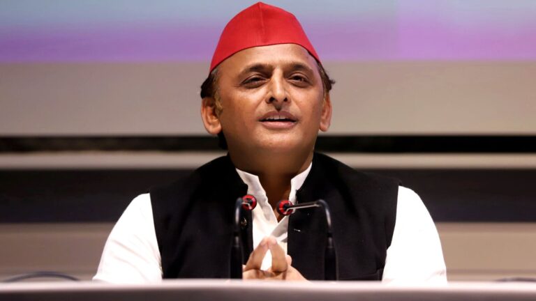 اکھلیش یادو کرہل اسمبلی سیٹ سے مستعفی، اپوزیشن لیڈر کا عہدہ بھی چھوڑا