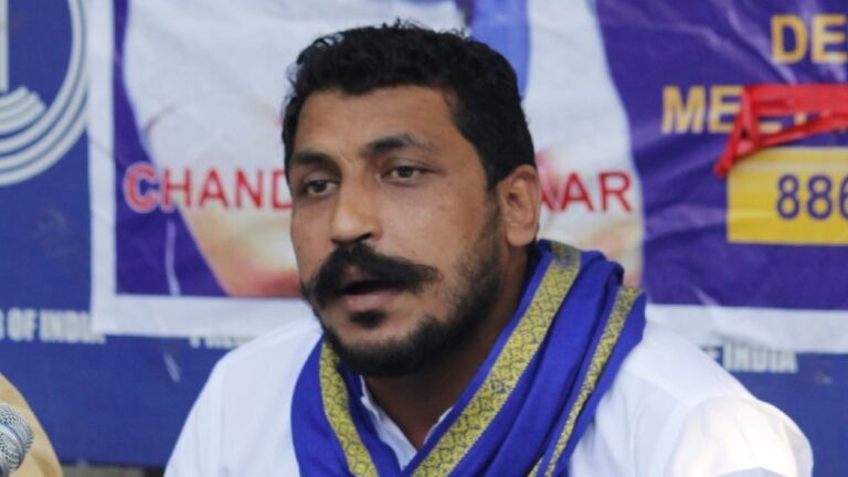 مجھے وزیر اعظم بنا دیں تو بھی میں این ڈی اے کے ساتھ نہیں جاؤں گا: چندر شیکھر آزاد