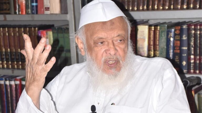 مسلمان قربانی کرتے وقت سرکاری احکامات پر عمل کریں، ممنوعہ مویشی کے ذبیحہ سے بچیں: مولانا ارشد مدنی