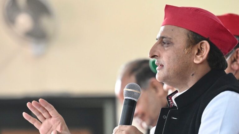 اکھلیش اسمبلی سے مستعفی، پارلیمنٹ میں چلائیں گے سائیکل