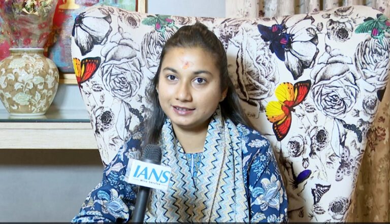 شامبھوی چودھر: پارلیمنٹ کے لئے منتخب ہونے والی کم عمر ترین  امیدوار، خواتین اور نوجوانوں کی آواز اٹھانے کا عزم