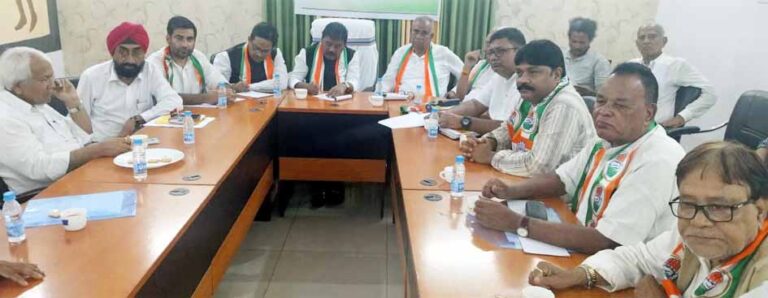 دلت، مسلم، قبائیلی سبھی سے مشورہ کر منشور تیار کیا جا رہا ہے